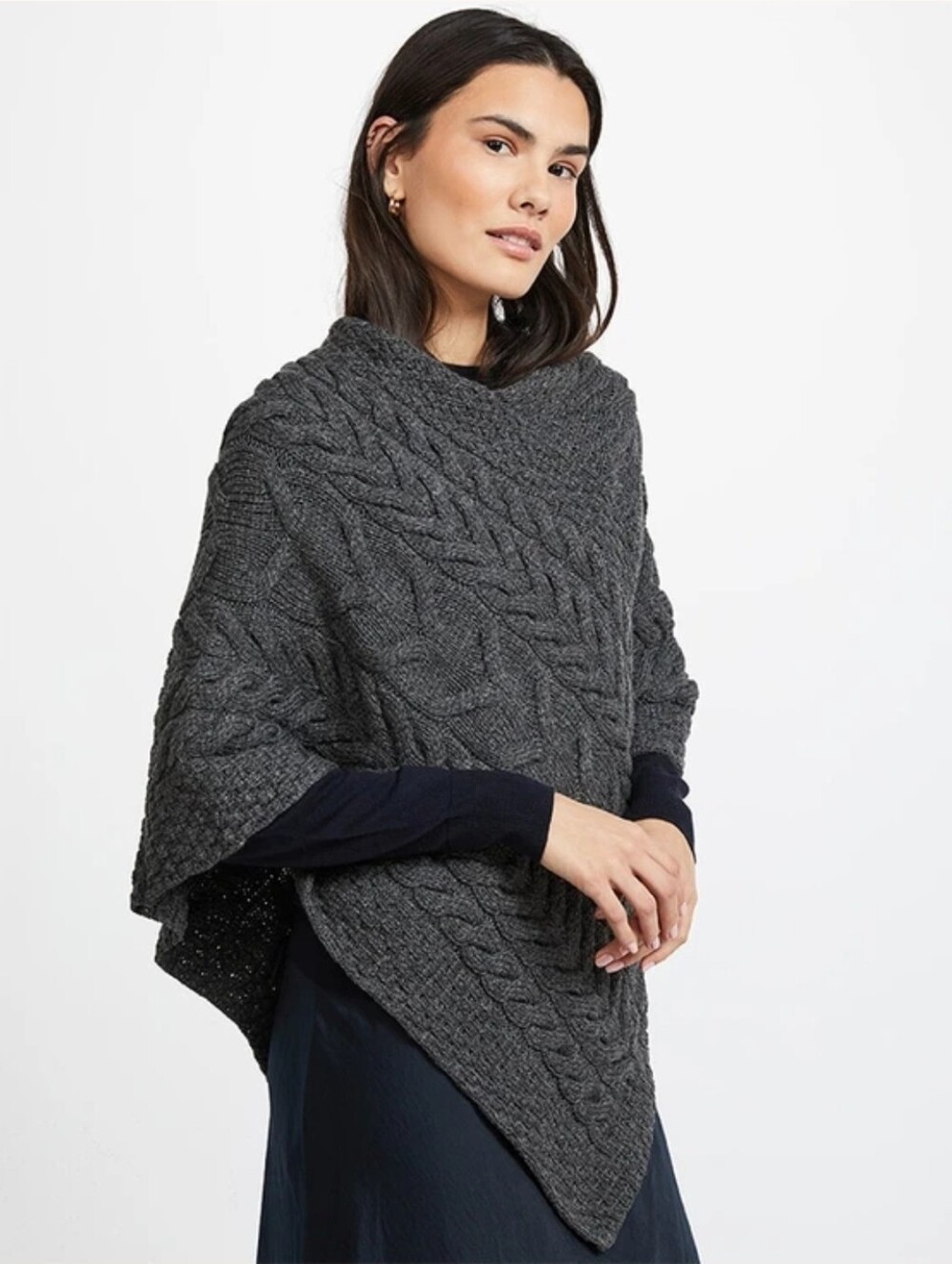 Aran Irish Merino Wool Super Soft Cable Stitch Knit Poncho in Slate Grey OS NWT